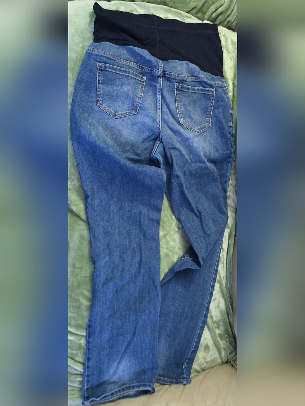 Maternity Jeans - Picture 2 of 3